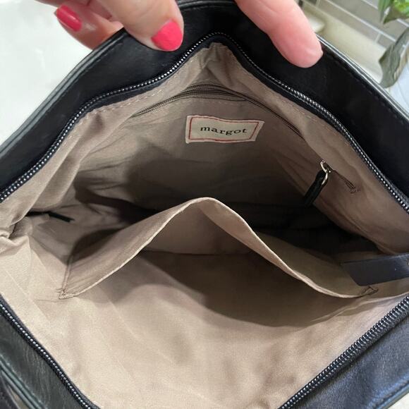 Margot Black Leather crossbody purse - Picture 9 of 14